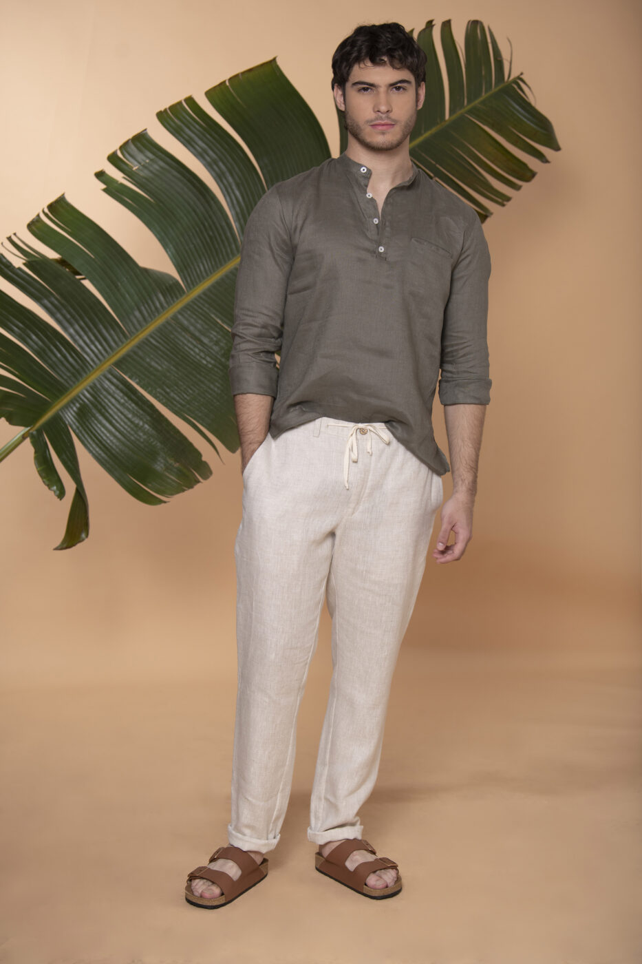 Camisa Mykonos Lino Verde Militar