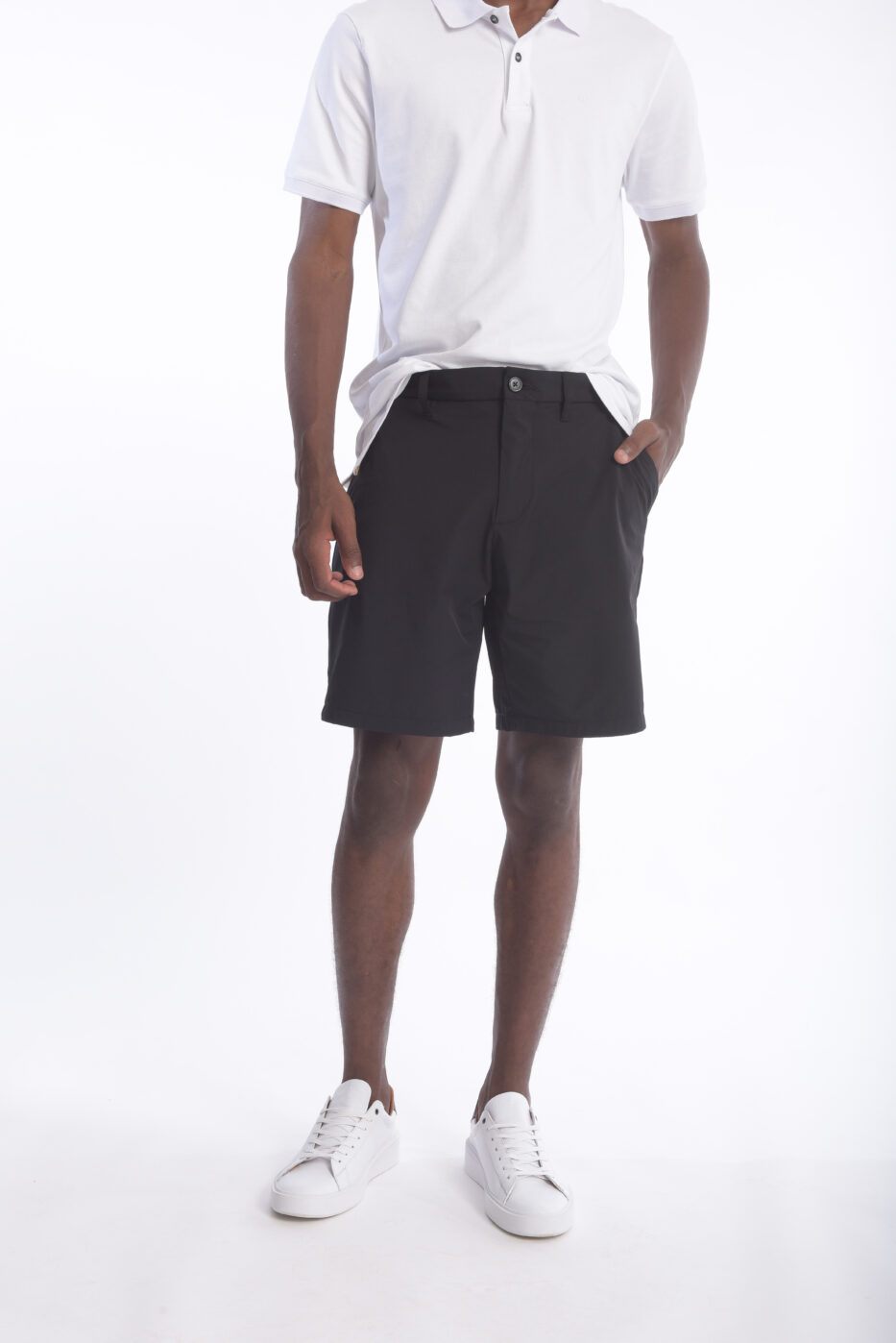 Bermuda Rafael Cure Smart Tech, antiarrugas, stretch y sin plancha. Secado rápido y alta durabilidad.