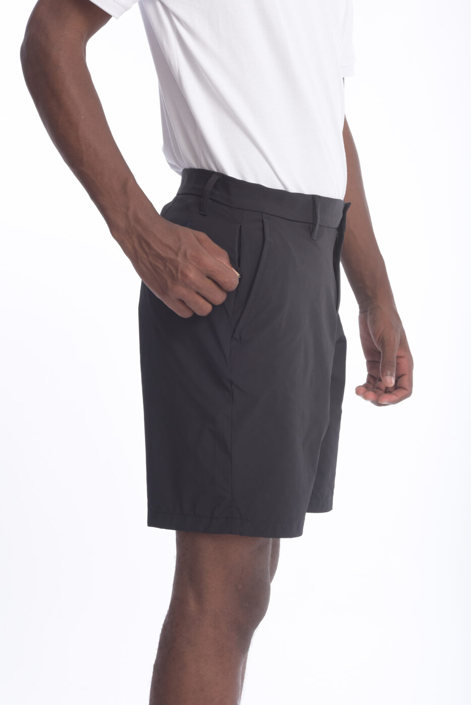Bermuda Rafael Cure Smart Tech, antiarrugas, stretch y sin plancha. Secado rápido y alta durabilidad.