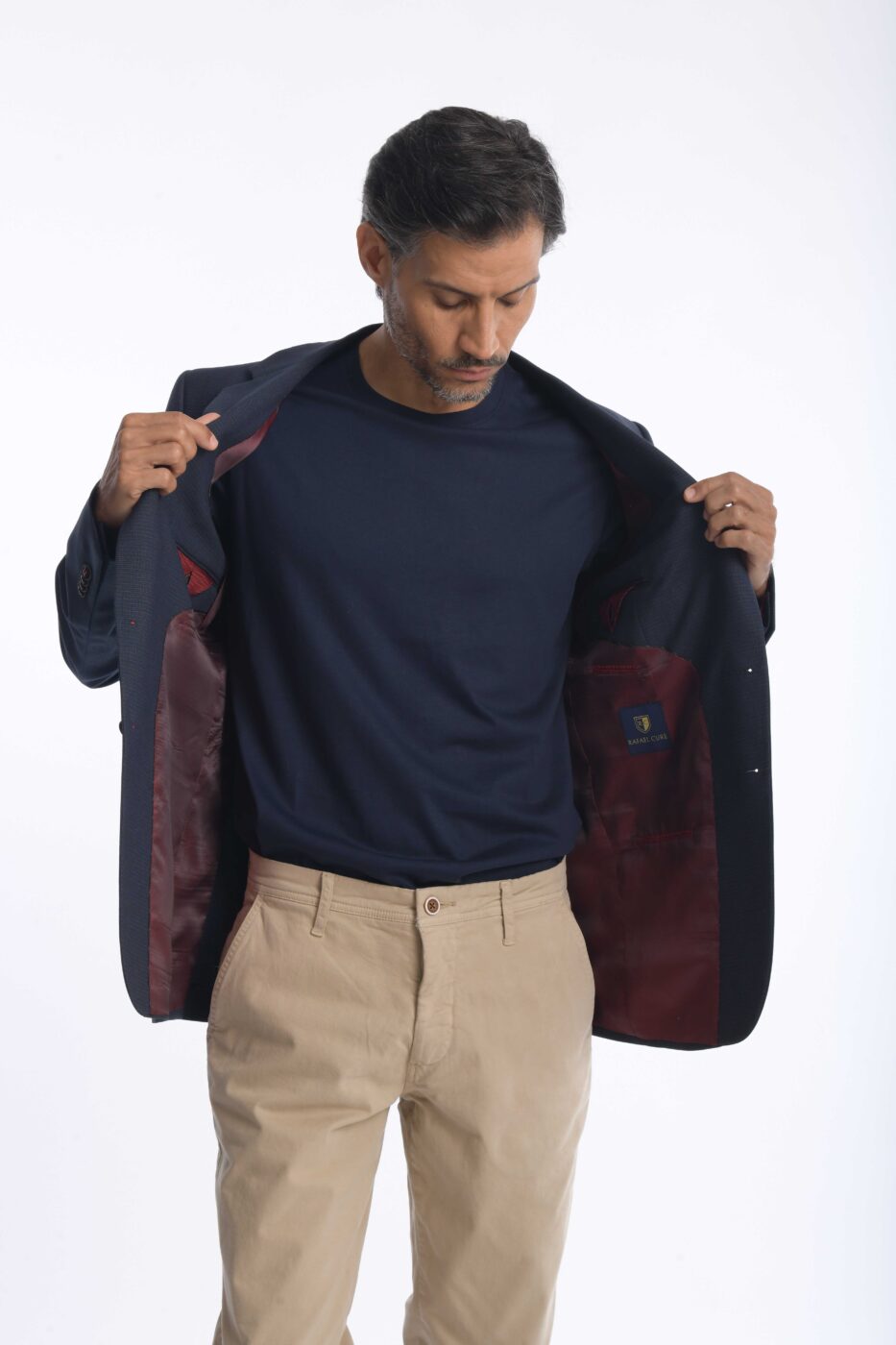 Blazer Rafael Cure Smart Tech, antiarrugas y elástico. Cómodo, ligero y sin plancha, ideal para looks modernos.