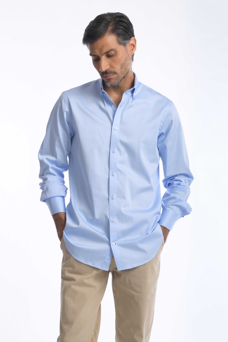 Camisa Rafael Cure para hombre en algodón Pima, suave y fresca. Diseño classic fit con cuello button down, ideal para looks elegantes.
