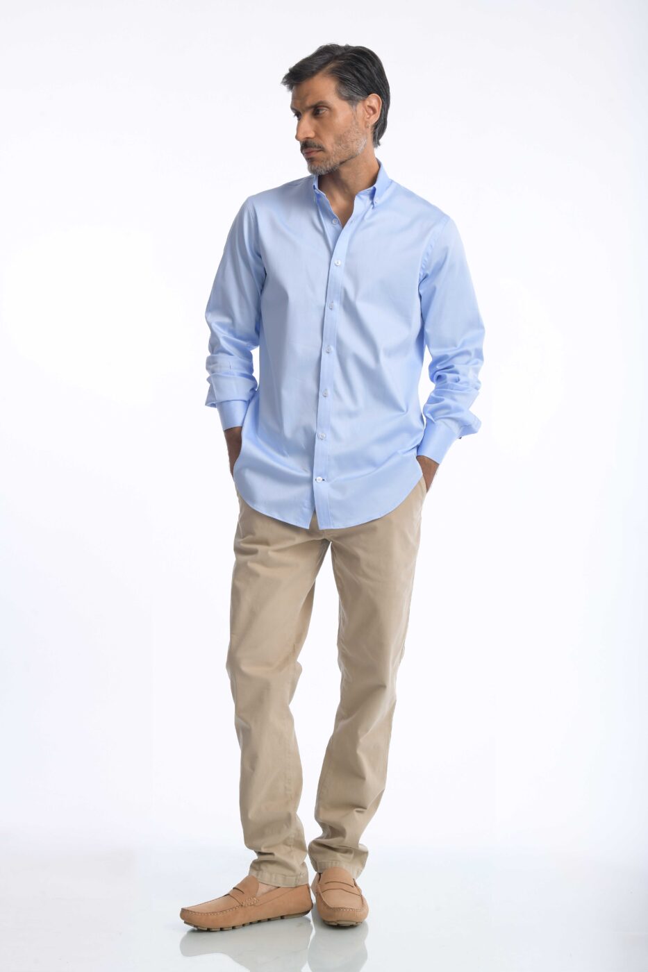 Camisa Rafael Cure para hombre en algodón Pima, suave y fresca. Diseño classic fit con cuello button down, ideal para looks elegantes.