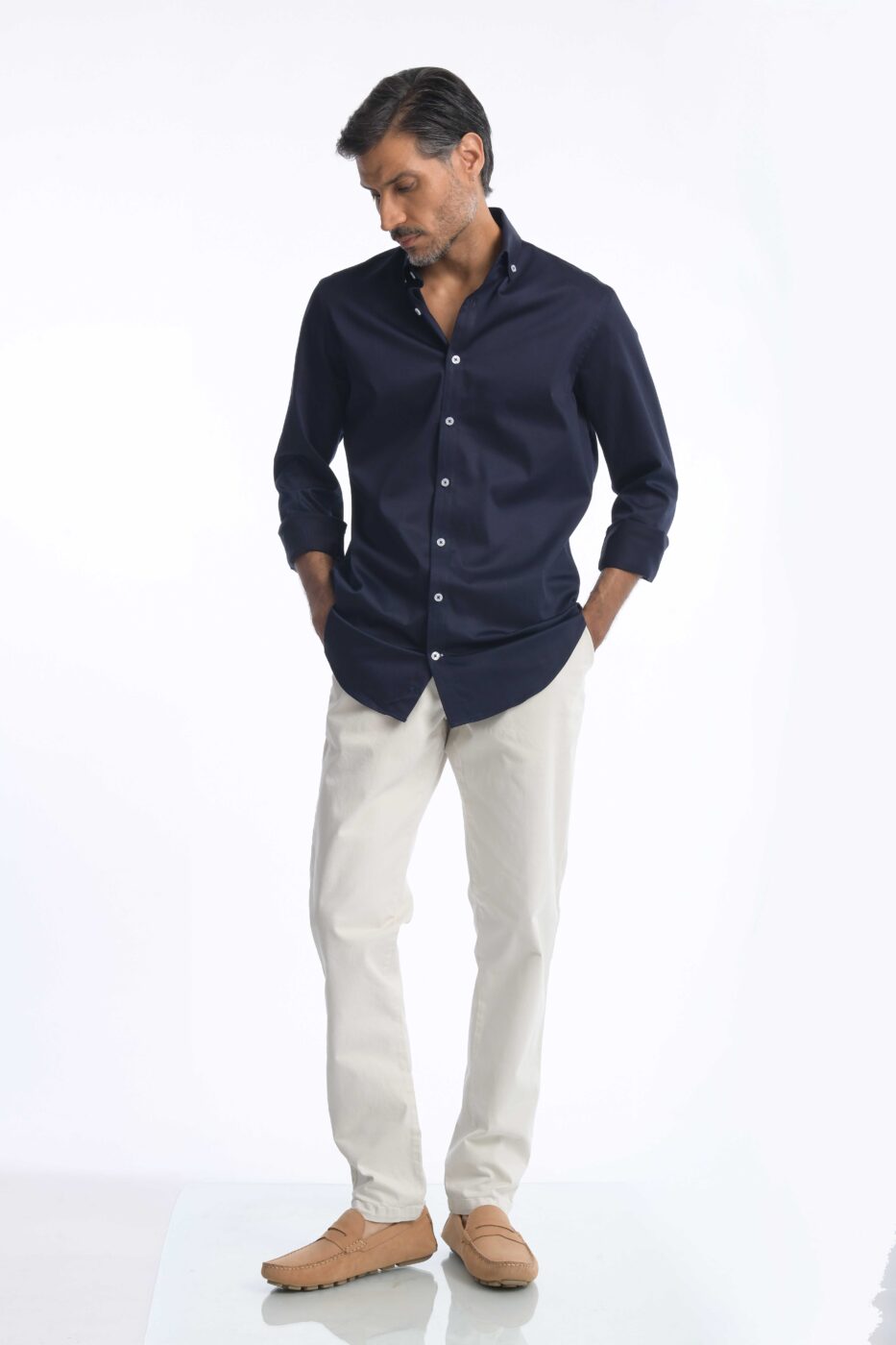 Camisa Rafael Cure para hombre en algodón Pima, suave y fresca. Diseño classic fit con cuello button down, ideal para looks elegantes.