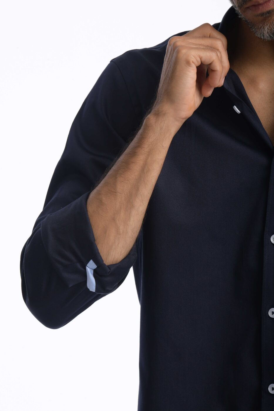 Camisa Rafael Cure para hombre en algodón Pima, suave y fresca. Diseño classic fit con cuello button down, ideal para looks elegantes.