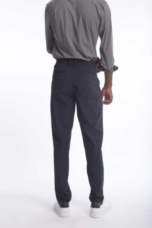 Pantalón Rafael Cure Smart Tech, antiarrugas, stretch y sin plancha. Secado rápido, cómodo y con bolsillos funcionales.