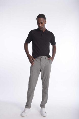 Pantalón Rafael Cure Smart Tech, antiarrugas, stretch y sin plancha. Secado rápido, cómodo y con bolsillos funcionales.