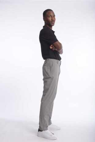 Pantalón Rafael Cure Smart Tech, antiarrugas, stretch y sin plancha. Secado rápido, cómodo y con bolsillos funcionales.