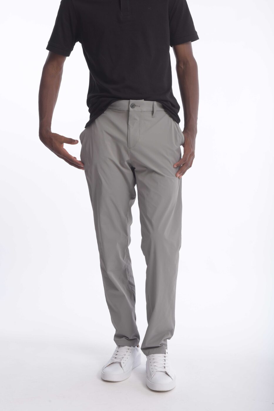 Pantalón Rafael Cure Smart Tech, antiarrugas, stretch y sin plancha. Secado rápido, cómodo y con bolsillos funcionales.