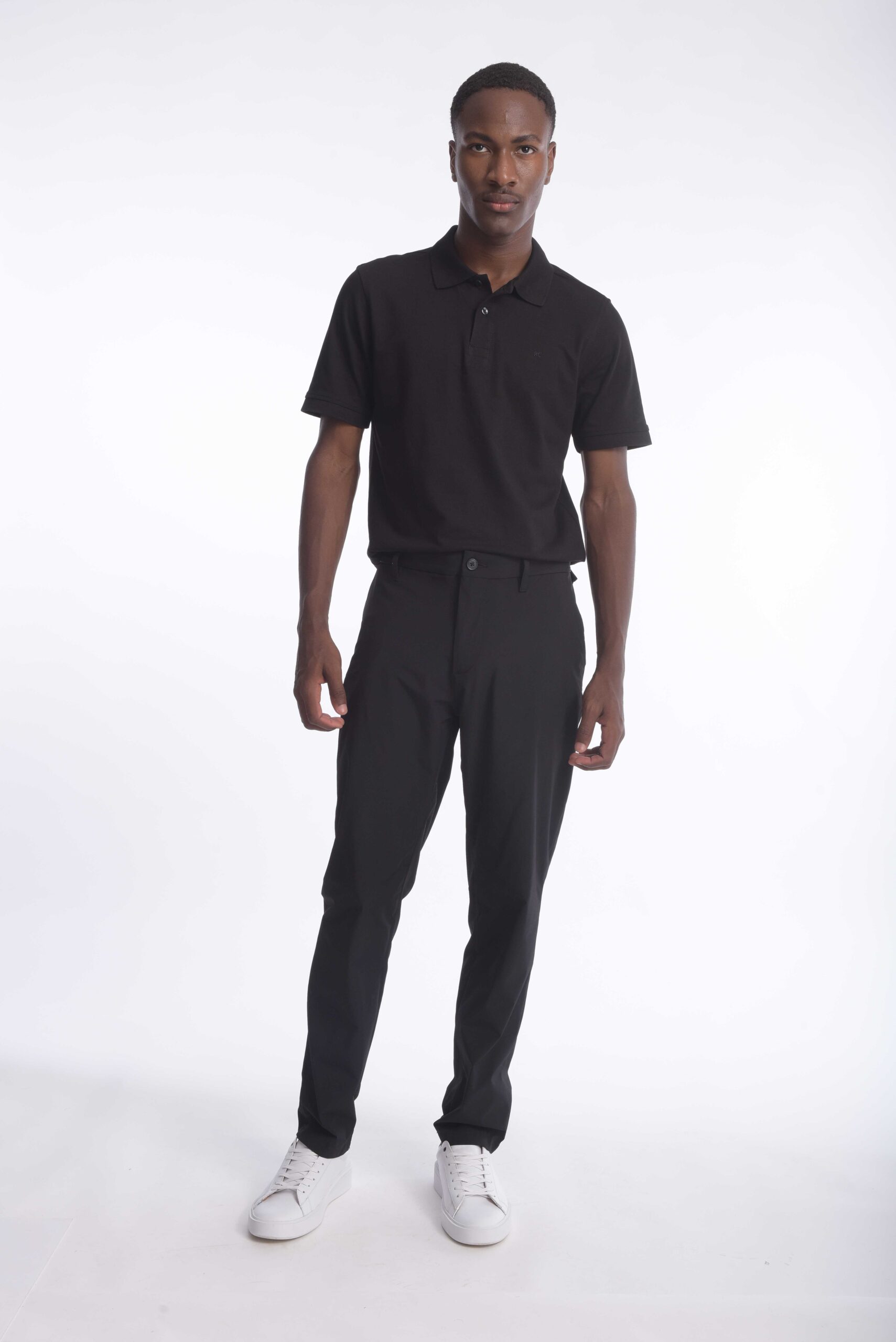 Pantalón Rafael Cure Smart Tech, antiarrugas, stretch y sin plancha. Secado rápido, cómodo y con bolsillos funcionales.