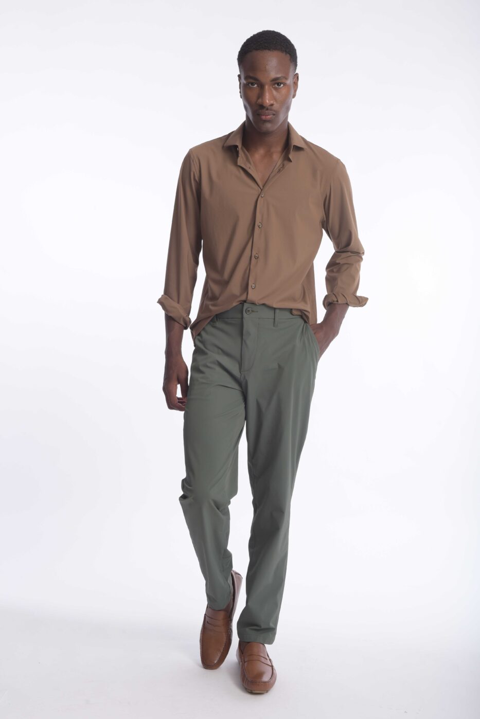 Pantalón Rafael Cure Smart Tech, antiarrugas, stretch y sin plancha. Secado rápido, cómodo y con bolsillos funcionales.