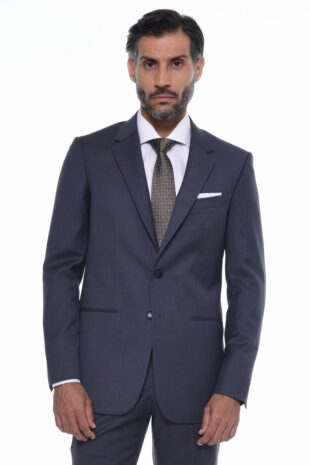 Traje para hombre en mezcla de lana. Chaqueta clásica y pantalón semi slim fit con elegancia y confort.